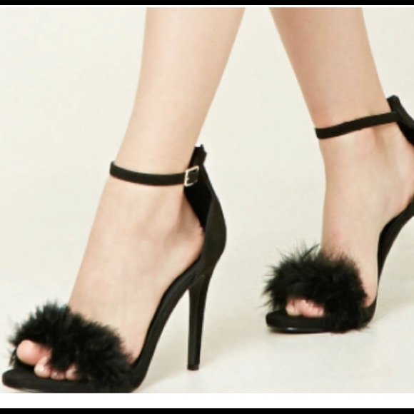 New  Forever 21 high heel - Picture 9 of 9